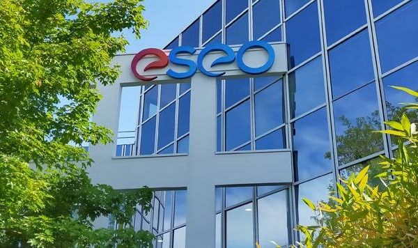 Bannière de l'actualité concernant la mise en place d'une chaire Big Data, par l'ESEO Paris-Vélizy et TRIMANE.